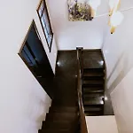 Shanghai Downtown Hills Boutique Guesthouse - Near Metro Line 7, Exit 3, Changping Road