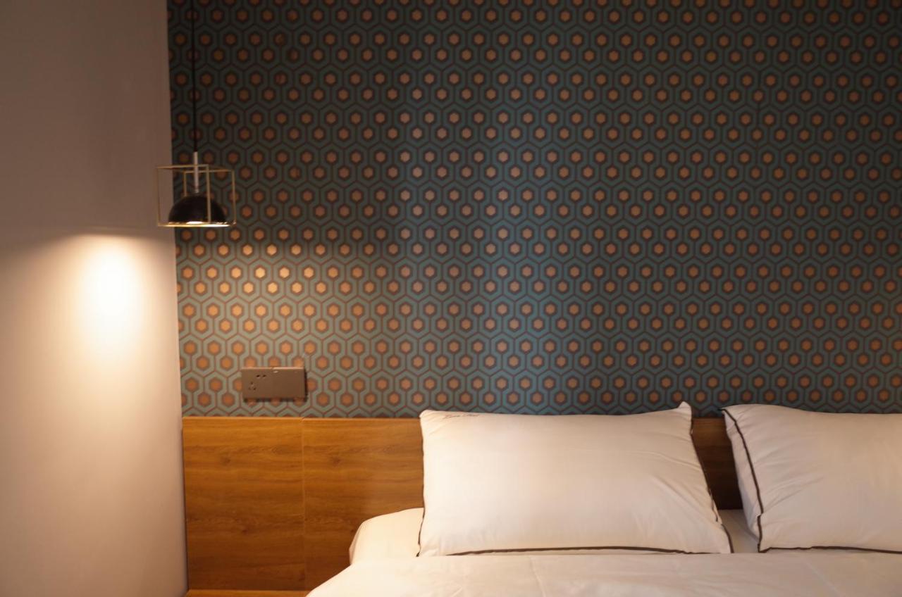 Guest house Downtown Hills Boutique - Near Metro Line 7, Exit 3, Changping Road Shanghai